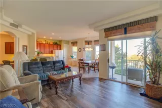 Photo #2: 2164184 Listing 