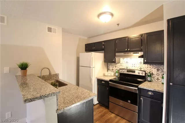 MLS: 2164192 Condo For Sale
