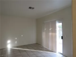 Photo #1: 2164218 Listing 