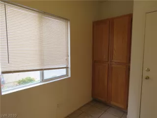 Photo #4: 2164218 Listing 