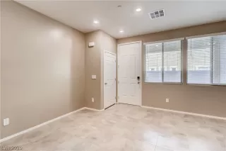 Photo #1: 2164256 Listing