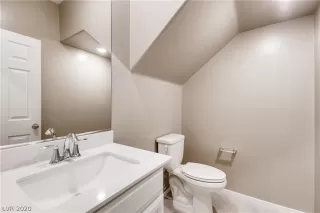 Photo #6: 2164256 Listing
