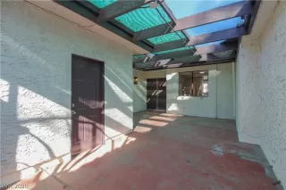 Photo #3: 2164265 Listing 