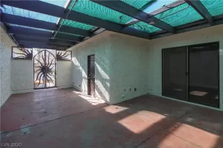 Photo #4: 2164265 Listing 