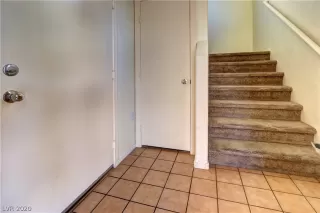 Photo #2: 2164311 Listing