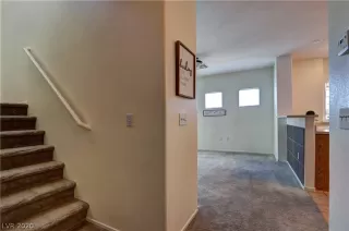 Photo #3: 2164311 Listing