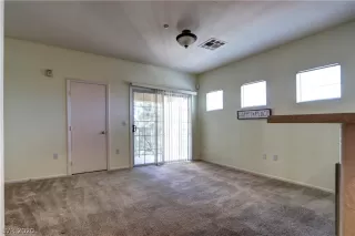 Photo #5: 2164311 Listing