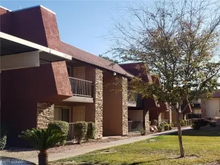 Photo #1: 2164367 Listing 