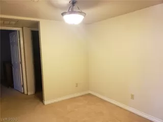 Photo #4: 2164367 Listing 