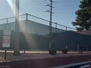 Photo #6: 2164367 Listing 