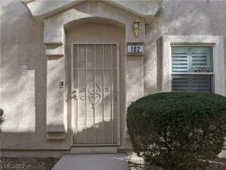 Photo #3: 2164377 Listing