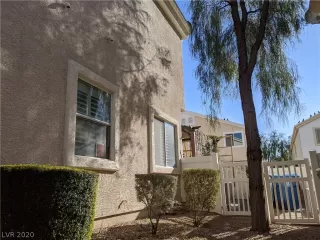 Photo #4: 2164377 Listing