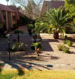 Photo #3: 2164397 Listing 
