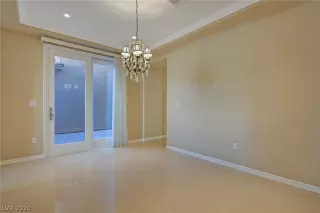 Photo #3: 2164445 Listing 