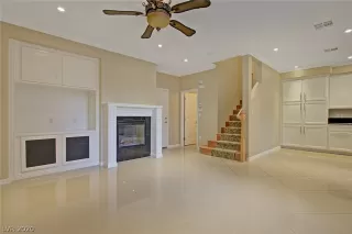 Photo #5: 2164445 Listing 