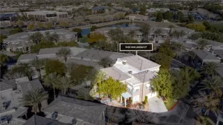 Photo #1: 2164457 Listing