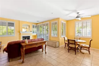 Photo #3: 2164457 Listing