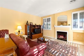 Photo #6: 2164457 Listing