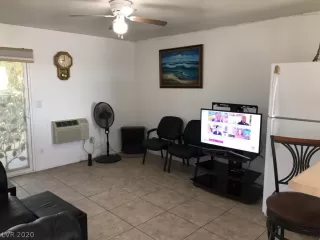 Photo #3: 2164486 Listing