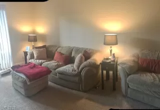 Photo #3: 2164523 Listing