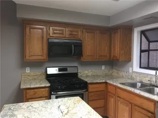 Photo #6: 2164563 Listing 