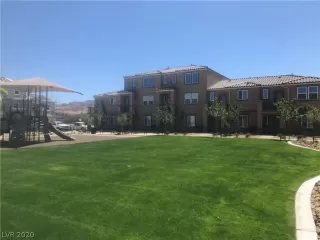 Photo #2: 2164583 Listing