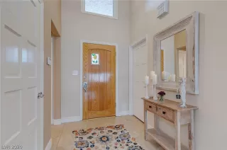 Photo #3: 2164600 Listing