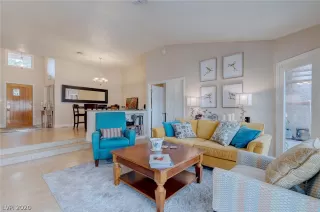 Photo #6: 2164600 Listing