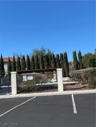 Photo #2: 2164605 Listing 