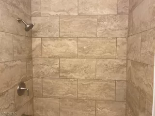 Photo #4: 2164623 Listing 