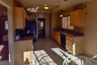 Photo #3: 2164632 Listing 