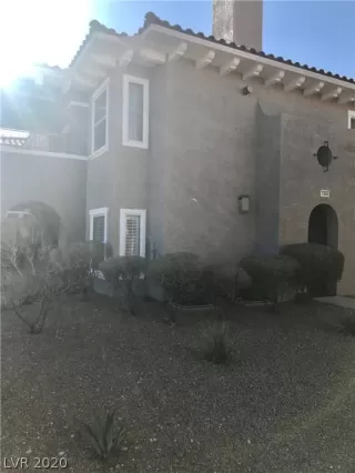 Photo #2: 2164649 Listing