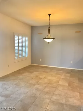 Photo #6: 2164649 Listing