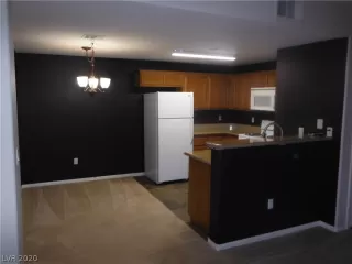 Photo #6: 2164728 Listing 