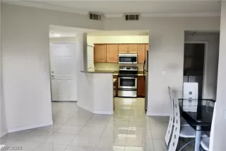 Photo #6: 2164743 Listing 