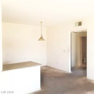 Photo #3: 2164752 Listing