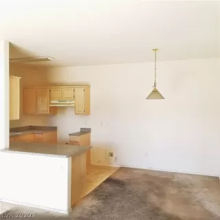 Photo #4: 2164752 Listing