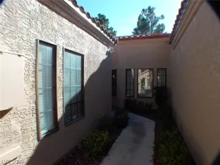 Photo #6: 2164800 Listing 