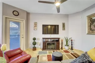 Photo #5: 2164866 Listing 