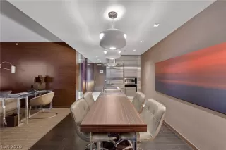 Photo #1: 2164874 Listing 
