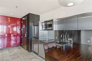 Photo #1: 2164876 Listing 