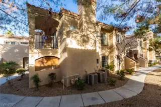 Photo #2: 2164913 Listing 