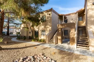 Photo #4: 2164913 Listing 