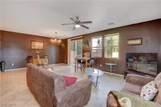 Photo #3: 2164941 Listing