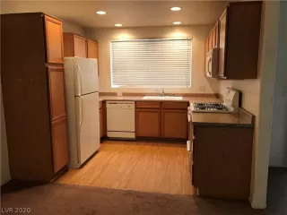 Photo #3: 2164948 Listing 