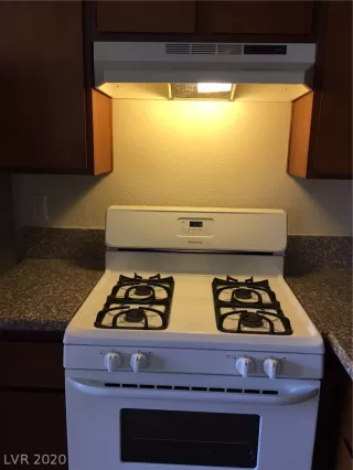 Photo #6: 2164950 Listing 