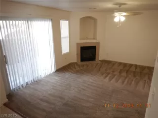 Photo #4: 2164998 Listing 