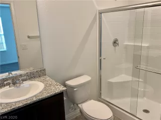 Photo #2: 2165037 Listing