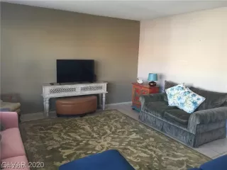 Photo #4: 2165050 Listing 