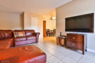 Photo #2: 2165067 Listing